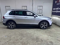 Volkswagen - tiguan - 1.5 tsi dsg 2022- spaanse papieren - afbeelding 19 van  22