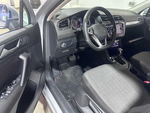 Volkswagen - tiguan - 1.5 tsi dsg 2022- spaanse papieren - afbeelding 21 van  22