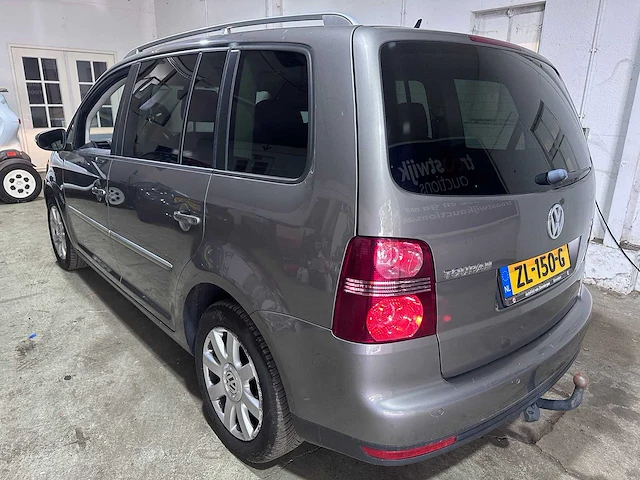Volkswagen - touran - 1.4 tsi highline dsg - zl-150-g - afbeelding 16 van  22