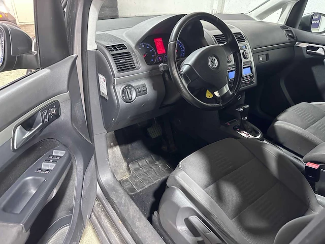 Volkswagen - touran - 1.4 tsi highline dsg - zl-150-g - afbeelding 21 van  22