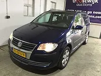 Volkswagen - touran - 1.4 tsi optive - 25-gfg-9