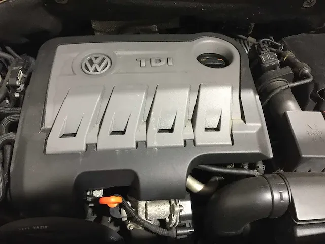 Volkswagen - touran - 1.6 tdi dsg comfortline - 56-rjj-9 - afbeelding 16 van  25