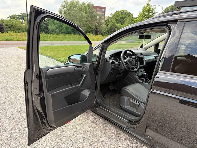 Volkswagen - touran - 1.6 tdi scr con s 7p - n-319-zf - 2018 - afbeelding 2 van  30
