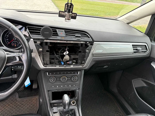 Volkswagen - touran - 1.6 tdi scr con s 7p - n-319-zf - 2018 - afbeelding 6 van  30