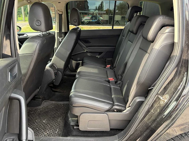 Volkswagen - touran - 1.6 tdi scr con s 7p - n-319-zf - 2018 - afbeelding 17 van  30