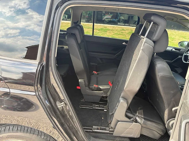 Volkswagen - touran - 1.6 tdi scr con s 7p - n-319-zf - 2018 - afbeelding 28 van  30