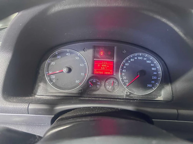 Volkswagen - touran - 2.0-16v fsi trendl. - 30-sn-nk - afbeelding 3 van  20