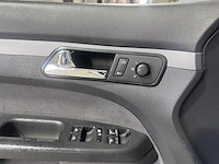 Volkswagen - touran - 2.0-16v fsi trendl. - 30-sn-nk - afbeelding 4 van  20