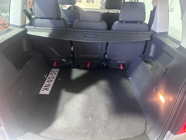 Volkswagen - touran - 2.0-16v fsi trendl. - 30-sn-nk - afbeelding 9 van  20