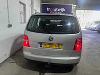 Volkswagen - touran - 2.0-16v fsi trendl. - 30-sn-nk - afbeelding 15 van  20