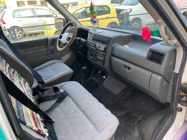 Volkswagen - transporter - 1.9 td 292 dc - v-235-dd - afbeelding 7 van  18