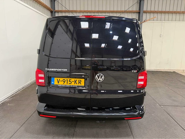 Volkswagen - transporter - 2.0 tdi 150 pk - dubbelcabine - koelwagen - bedrijfswagen - 2018 - afbeelding 3 van  32