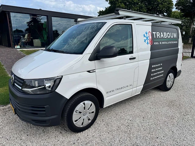 Volkswagen - transporter - 2.0 tdi l1h1 - v-990-zx - 2016 - afbeelding 16 van  22