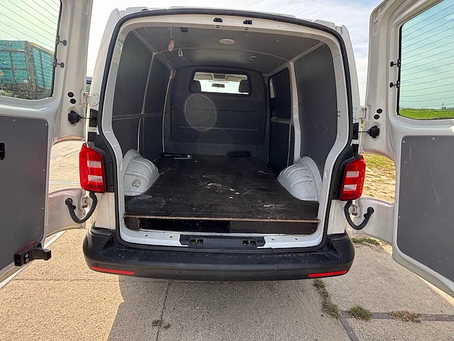 Volkswagen - transporter - 2.0 tdi l1h1 economy - 2019 - van - afbeelding 8 van  25