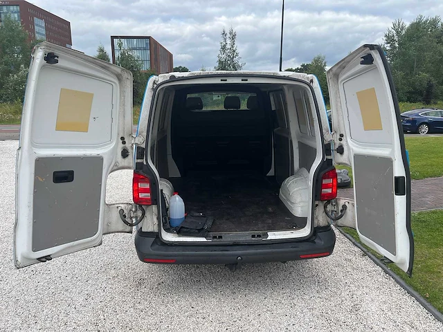 Volkswagen - transporter - 2.0 tdi l1h1 highl. - v-176-xj - afbeelding 24 van  25