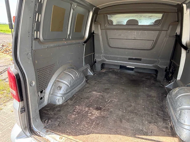 Volkswagen - transporter - 2.0 tdi l2h1 bud. dc - van - afbeelding 10 van  27