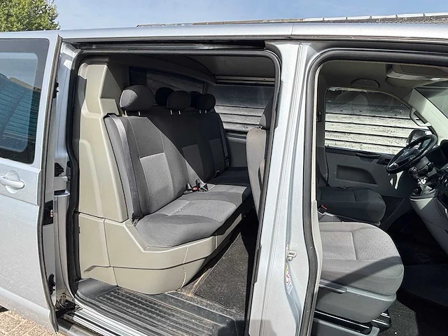 Volkswagen - transporter - 2.0 tdi l2h1 bud. dc - van - afbeelding 19 van  27