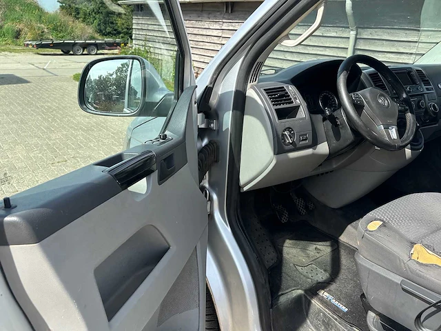 Volkswagen - transporter - 2.0 tdi l2h1 bud. dc - van - afbeelding 23 van  27