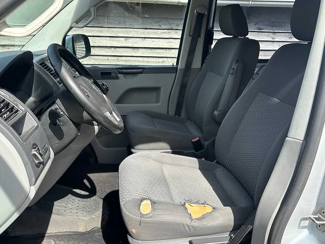 Volkswagen - transporter - 2.0 tdi l2h1 bud. dc - van - afbeelding 24 van  27