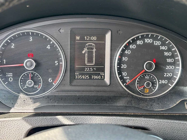 Volkswagen - transporter - 2.0 tdi l2h1 bud. dc - van - afbeelding 26 van  27