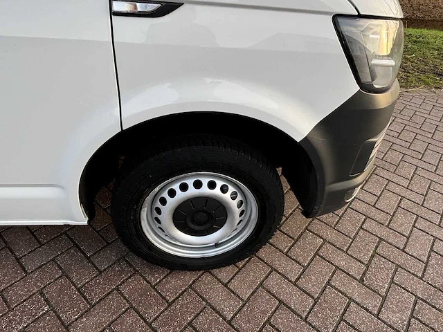 Volkswagen - transporter - 2.0 tdi l2h1 dc - 2018 - van - afbeelding 22 van  35