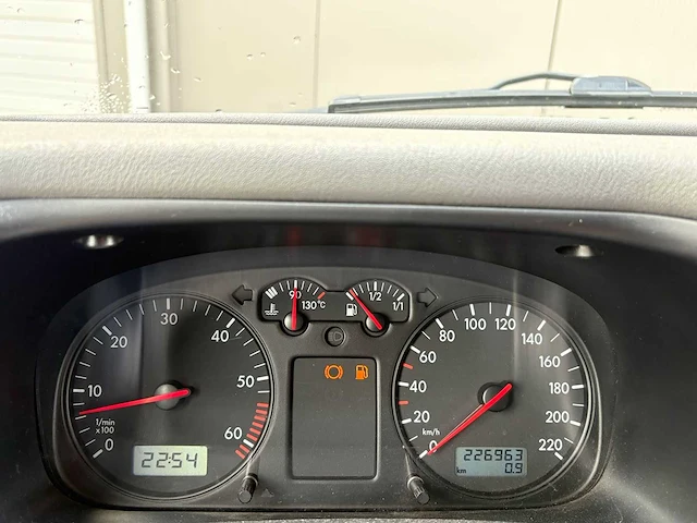 Volkswagen - transporter - 2.5 292 - vsr-17-x - afbeelding 2 van  13