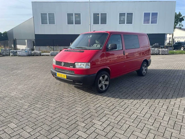 Volkswagen - transporter - 2.5 tdi 292 dc - bedrijfswagen - afbeelding 1 van  26