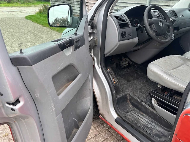 Volkswagen - transporter - 2.5 tdi 300 mhd - van - afbeelding 25 van  29