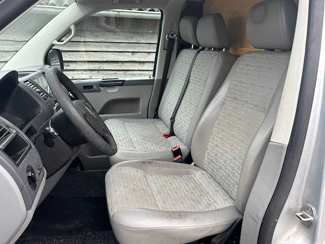 Volkswagen - transporter - 2.5 tdi 300 mhd - van - afbeelding 26 van  29