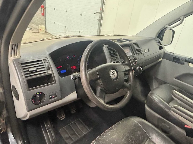 Volkswagen - transporter - 2.5 tdi 340 dc - 2007 - van - afbeelding 2 van  27
