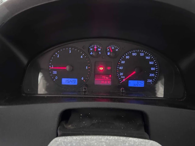 Volkswagen - transporter - 2.5 tdi 340 tr.dc - 52-vkj-9 - afbeelding 2 van  17