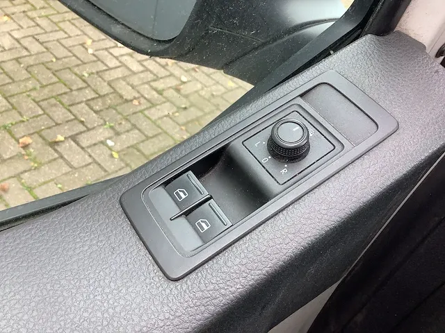 Volkswagen - transporter - bedrijfswagen - afbeelding 5 van  16