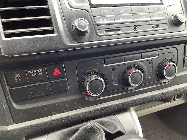 Volkswagen - transporter - bedrijfswagen - afbeelding 8 van  16
