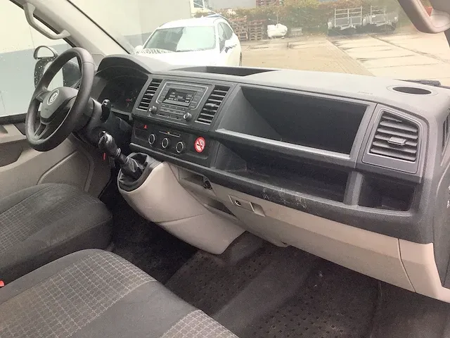 Volkswagen - transporter - bedrijfswagen - afbeelding 16 van  18