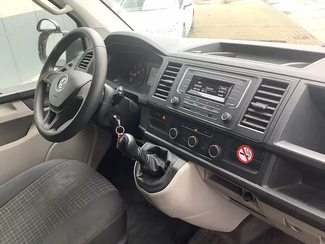 Volkswagen - transporter - bedrijfswagen - afbeelding 17 van  18