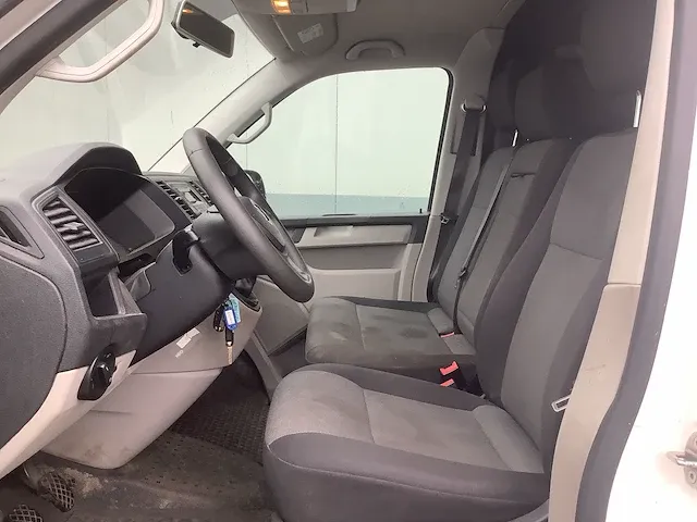 Volkswagen - transporter - bedrijfswagen - afbeelding 16 van  16