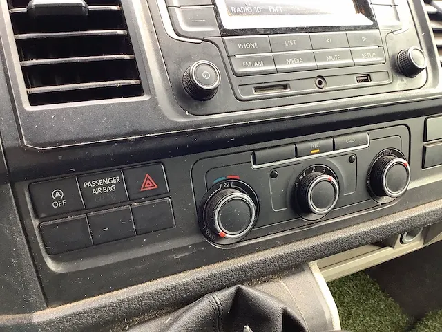 Volkswagen - transporter - bedrijfswagen - afbeelding 7 van  17