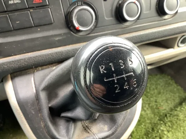 Volkswagen - transporter - bedrijfswagen - afbeelding 8 van  17