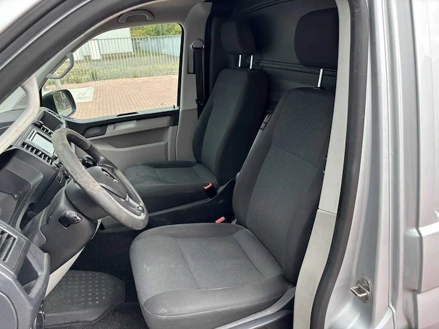 Volkswagen - transporter - bedrijfswagen - afbeelding 19 van  25