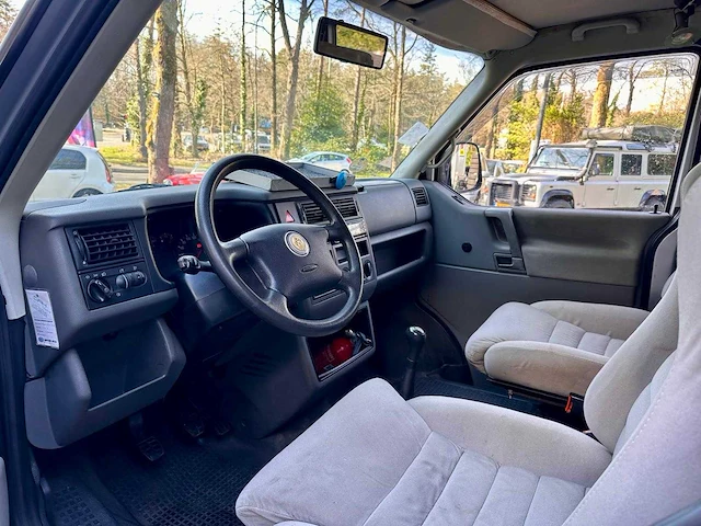 Volkswagen - transporter - camper - 2001 - afbeelding 11 van  15