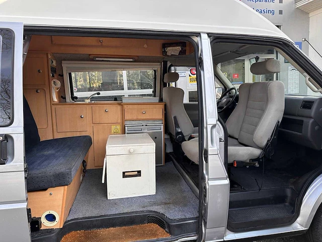Volkswagen - transporter - camper - 2001 - afbeelding 15 van  15