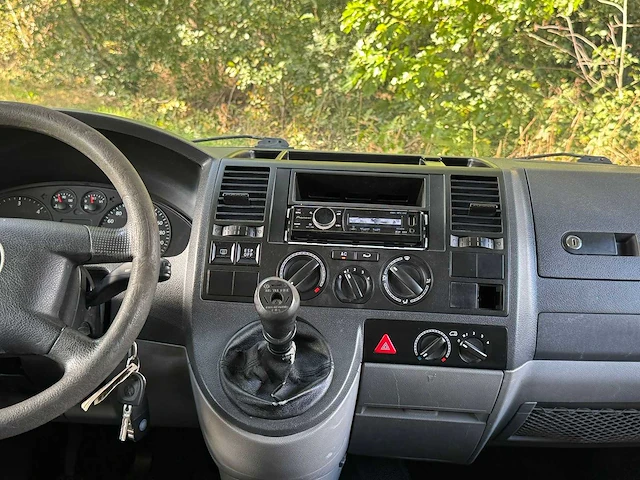 Volkswagen - transporter - camper - t5 - 2007 - l-629-px - afbeelding 8 van  27