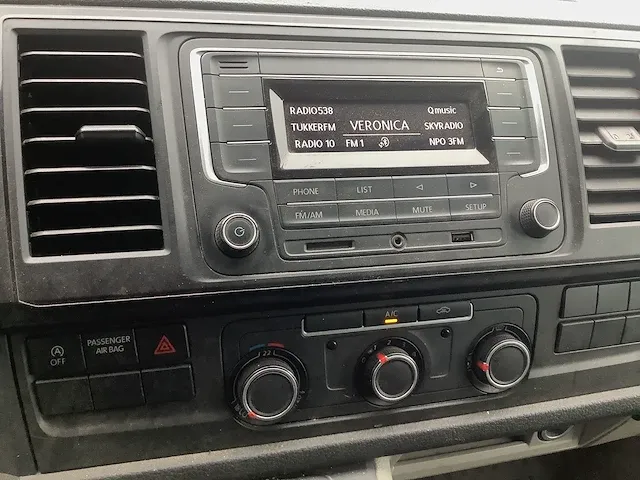 Volkswagen - transporter dc - bedrijfswagen - afbeelding 8 van  17
