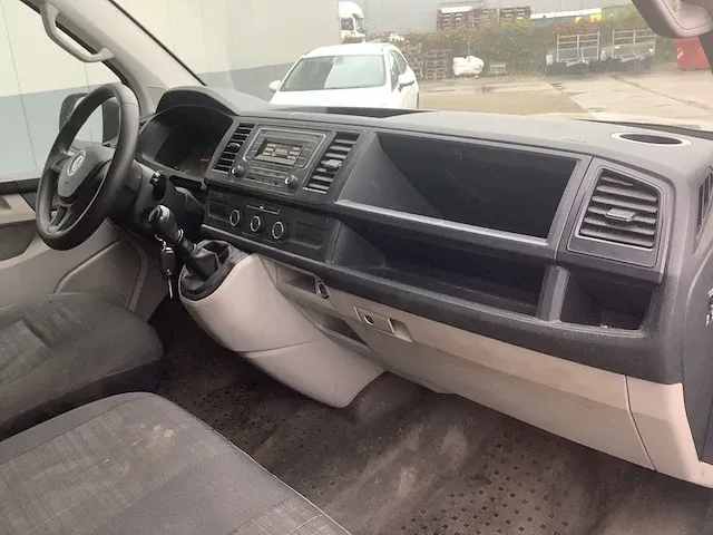 Volkswagen - transporter dc - bedrijfswagen - afbeelding 15 van  17