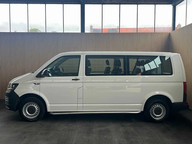 Volkswagen - transporter kombi - 2.0 tsi l2h1 - personenauto - afbeelding 5 van  13