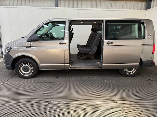 Volkswagen - transporter kombi 2.0 tdi 150 pk - dsg - rhd - 9 persoons - personenbus - 2018 - afbeelding 27 van  32