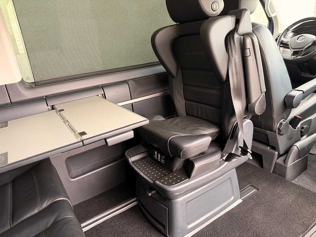 Volkswagen - transporter multivan - 2.0 tsi l1h1 4motion co - benzine - 2016 - 7 persoons - personenauto - afbeelding 13 van  46
