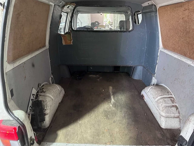 Volkswagen - transporter t4 dc- 1.8 292 - vv-84-rg - afbeelding 6 van  15