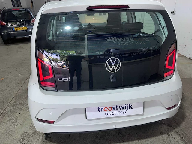 Volkswagen - up! - 1.0 - hzj-34-p - afbeelding 10 van  15