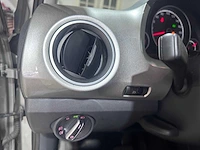 Volkswagen - up! - 1.0 groove up! automaat- n-940-xp - afbeelding 4 van  18